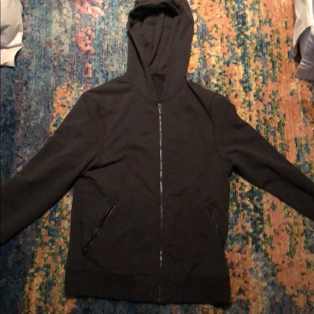Lululemon Men’s Hoodie